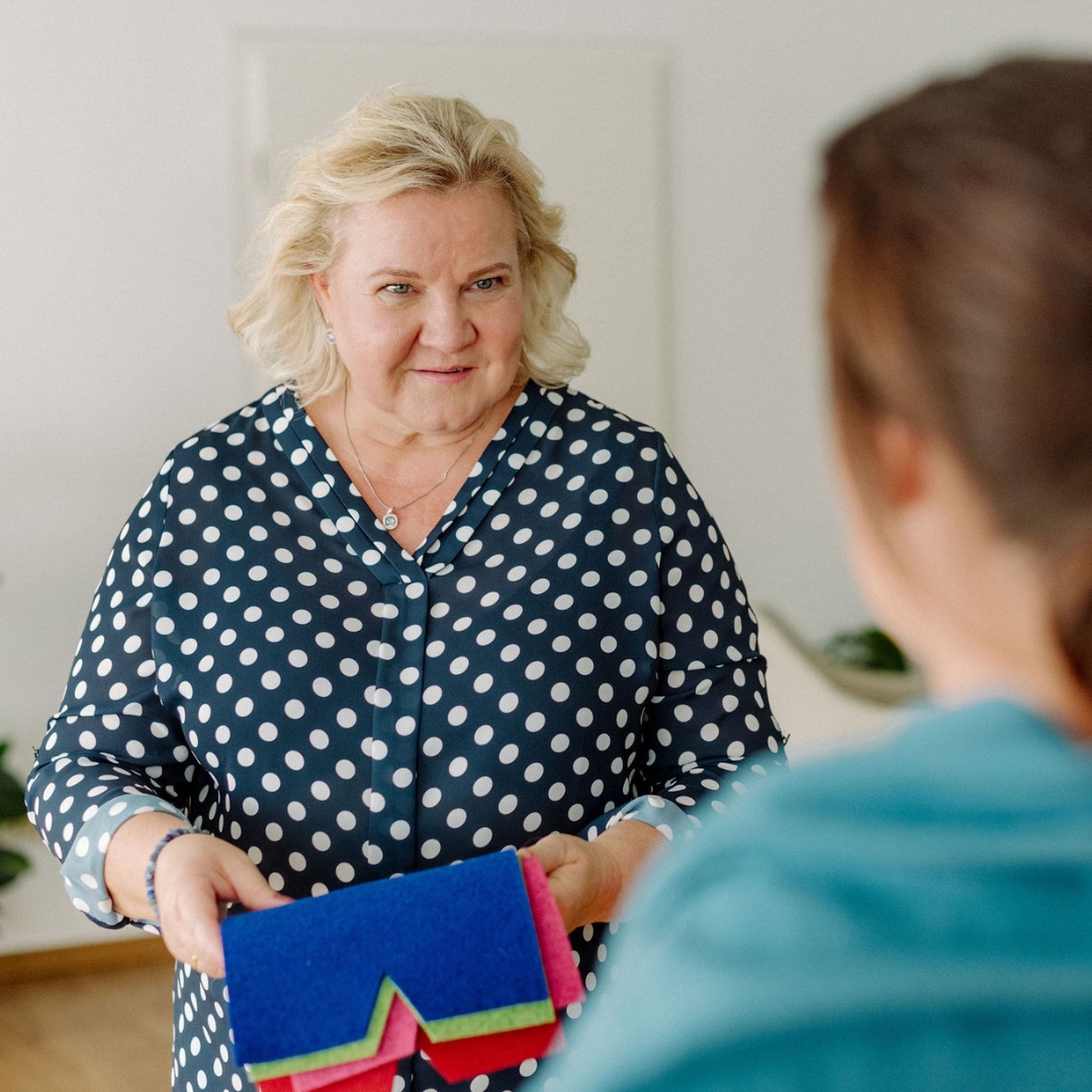 Andrea Busch bei der Beratung