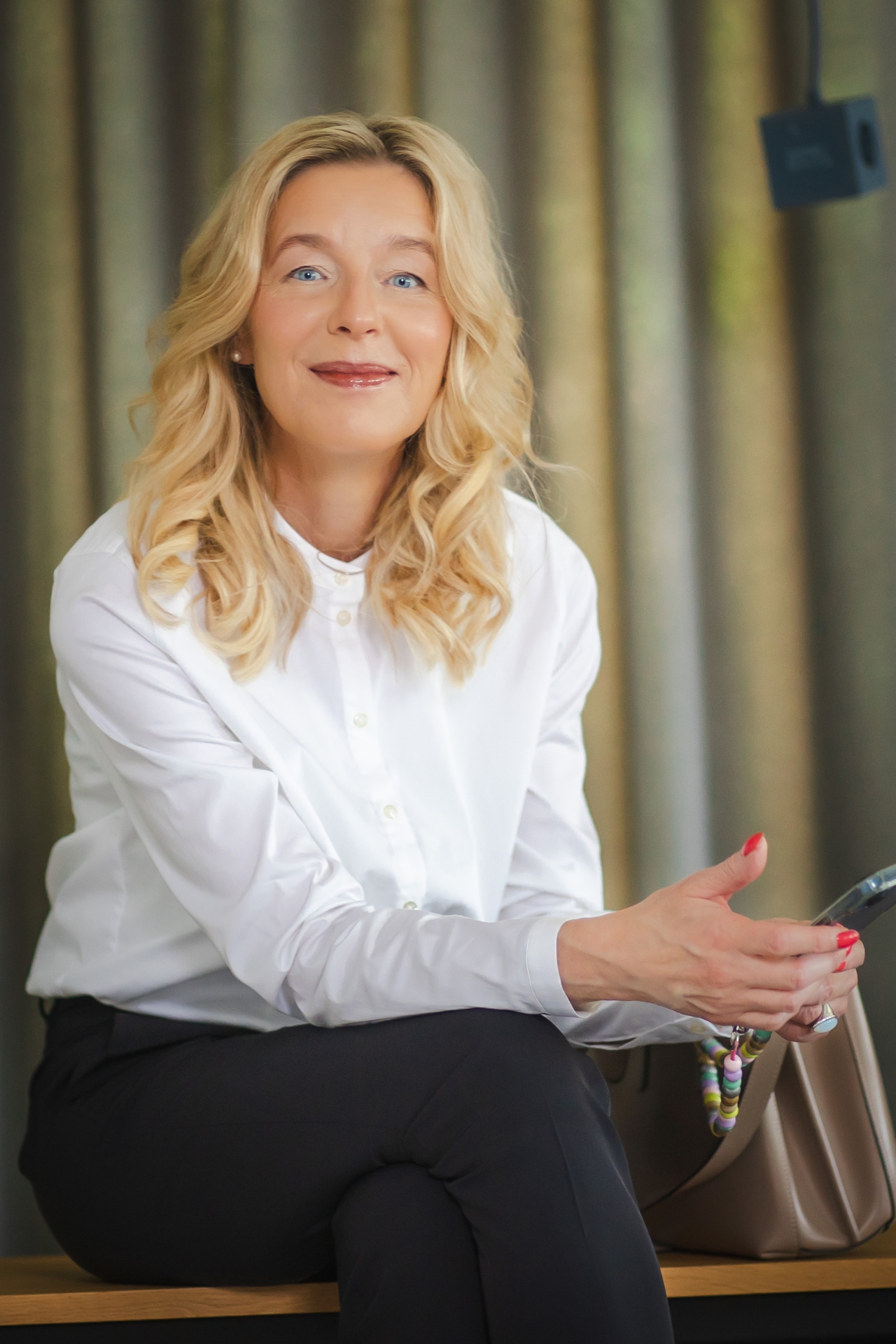 Beatrix Becker in ihrem Coachingraum