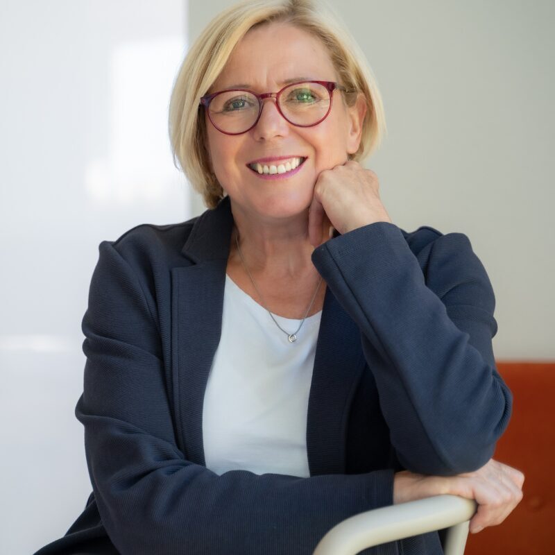Andrea Heberger bei FRAUEN kaufen bei FRAUEN
